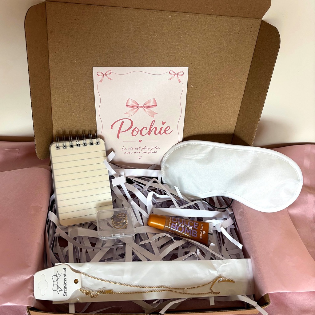 Pochie Girly Fantasy